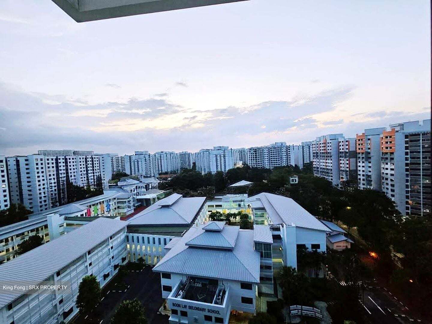 Blk 669C Jurong West Street 64 (Jurong West), HDB Executive #630589471